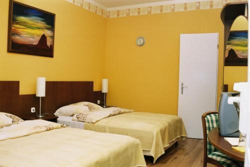 Sunset Motel Szombathely Ruang foto
